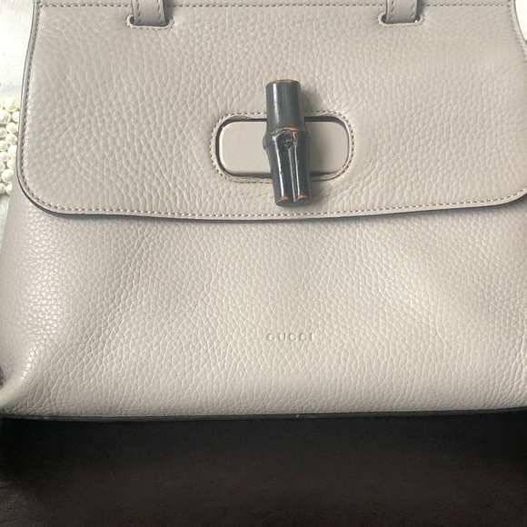 Authentic Gucci crossbody handbag - Picture 2 of 5